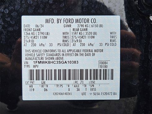 Used 2025 Ford Explorer Platinum w/ Ultimate Package image 32