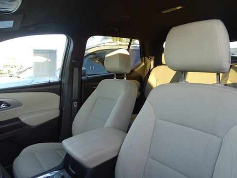 Certified 2022 Chevrolet Traverse LS w/ LPO, Cargo Package image 6