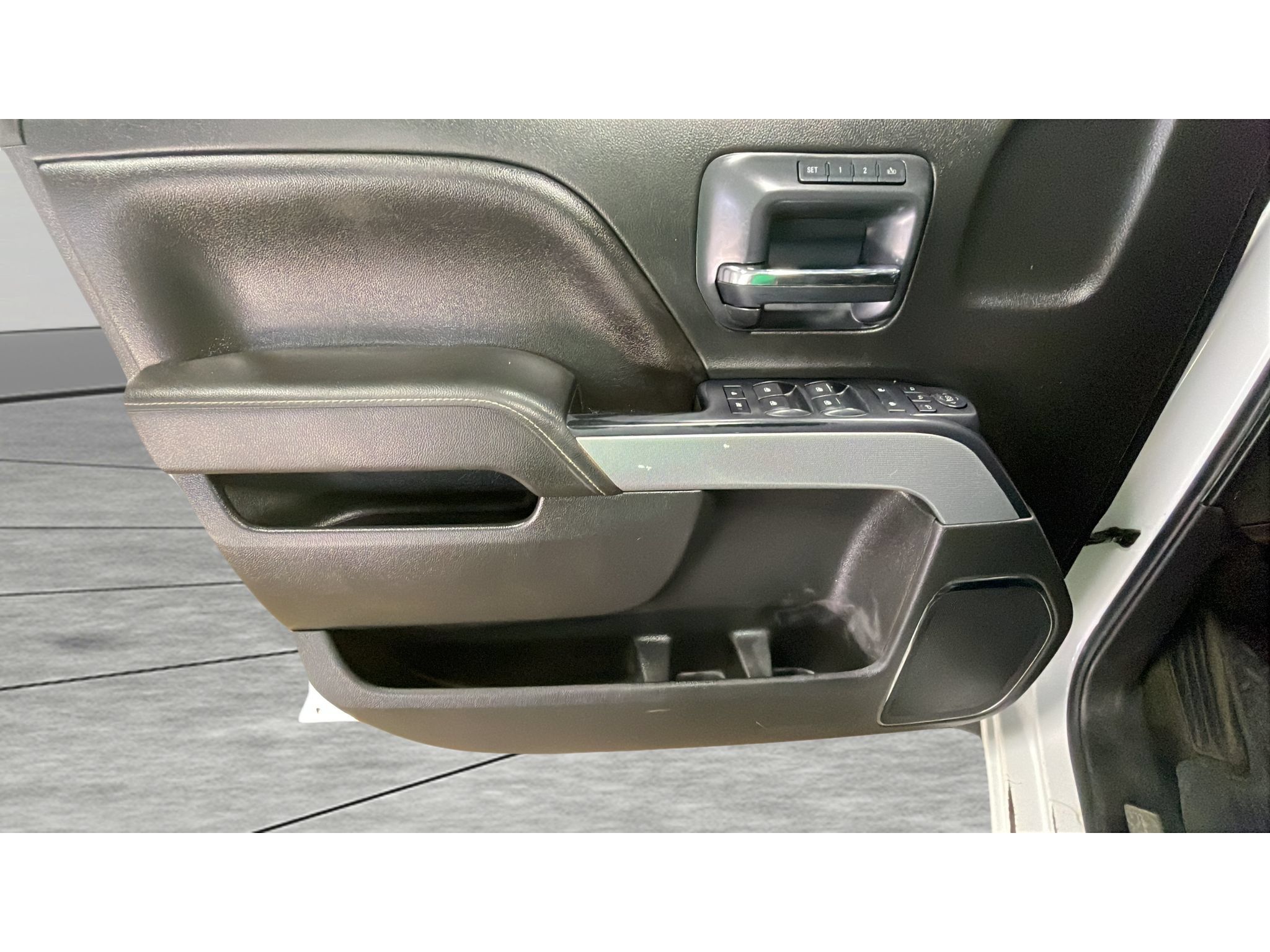 Used 2015 Chevrolet Silverado 2500 LTZ w/ Z71 Package, Off-Road AWD/4WD image 10