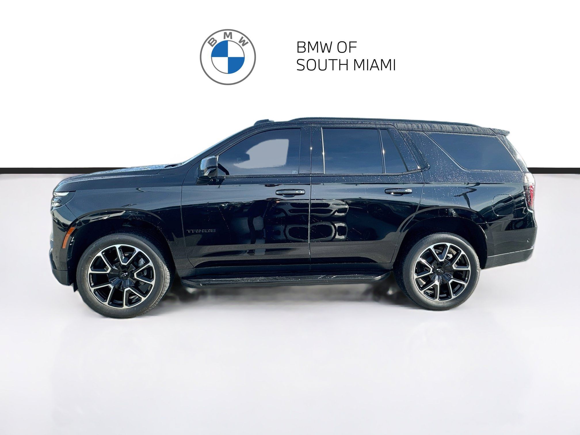 Used 2025 Chevrolet Tahoe RST RWD image 4
