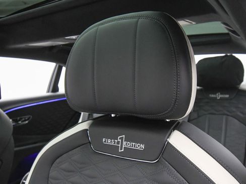 Used 2025 Bentley Flying Spur Plug-In Hybrid AWD/4WD image 52