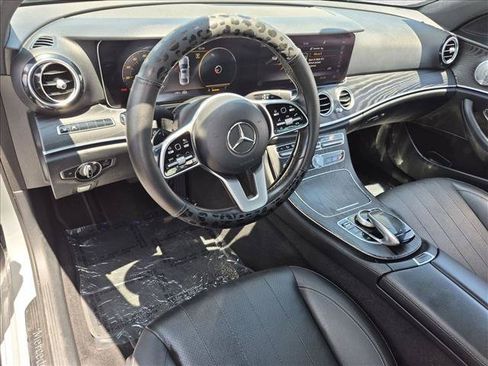 Used 2020 Mercedes-Benz E 350 4MATIC Sedan image 10