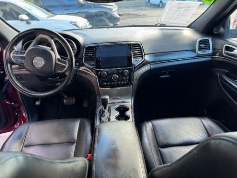 Used 2021 Jeep Grand Cherokee Limited image 16