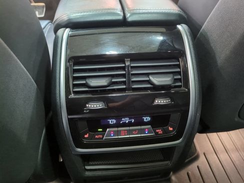 Used 2019 BMW X5 xDrive40i w/ M Sport Package AWD/4WD image 18