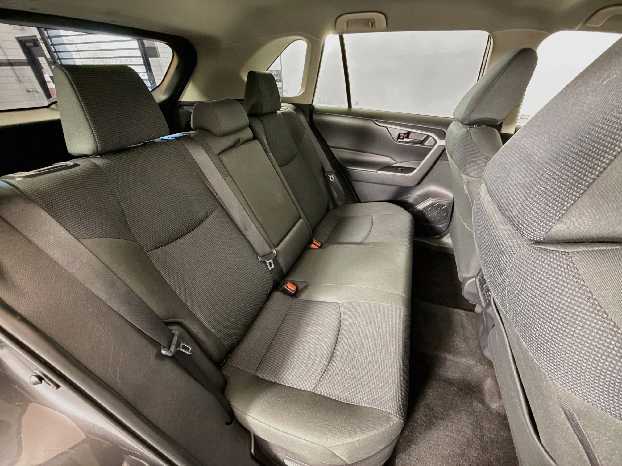 Used 2025 Toyota RAV4 LE AWD/4WD image 23