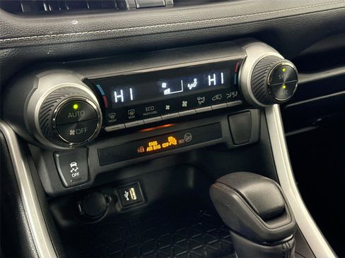 Used 2024 Toyota RAV4 LE image 23
