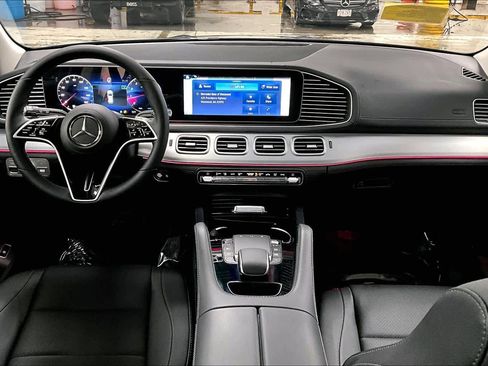Used 2025 Mercedes-Benz GLE 350 4MATIC image 16