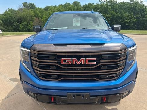 Used 2022 GMC Sierra 1500 AT4X AWD/4WD image 9