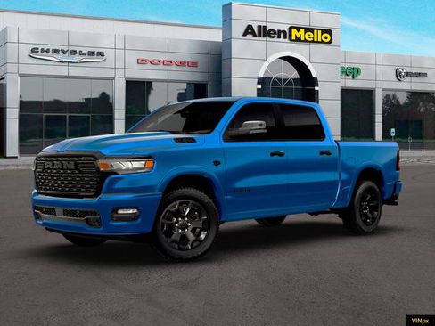 New 2026 RAM 1500 4x4 Crew Cab image 2