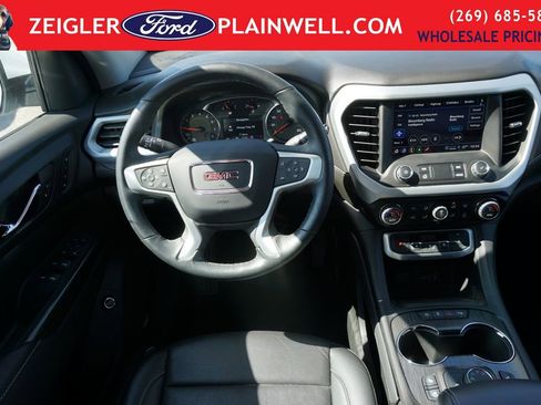 Used 2023 GMC Acadia SLT w/ Preferred Package AWD/4WD image 14