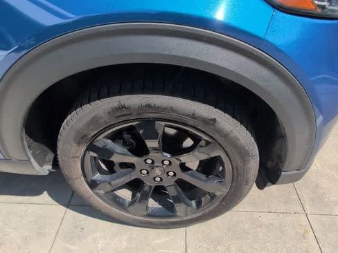 Used 2022 Ford Explorer ST-Line w/ Class IV Trailer Tow Package image 9