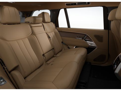 New 2026 Land Rover Range Rover Long Wheelbase SE AWD/4WD image 7