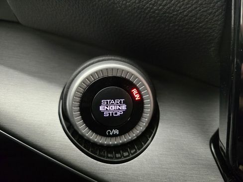 New 2026 Jeep Grand Wagoneer Base image 28