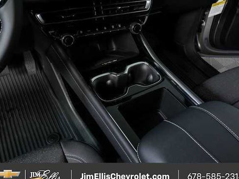 New 2026 Chevrolet Traverse LT w/ Midnight/Sport Edition image 13