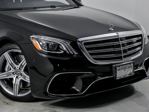 Used 2020 Mercedes-Benz S 63 AMG 4MATIC Sedan image 3