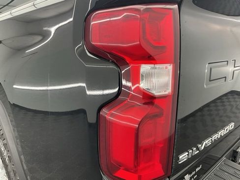 Used 2020 Chevrolet Silverado 2500 High Country w/ Z71 Off-Road Package image 24