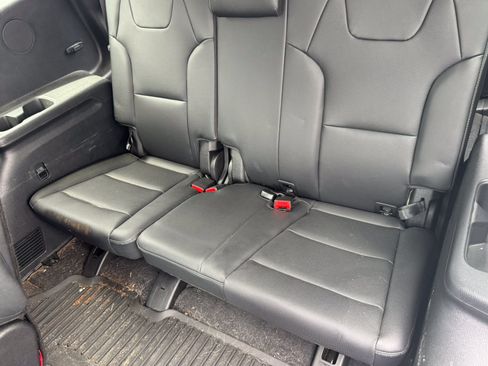 Used 2023 Kia Telluride S w/ S Sunroof Package AWD/4WD image 8