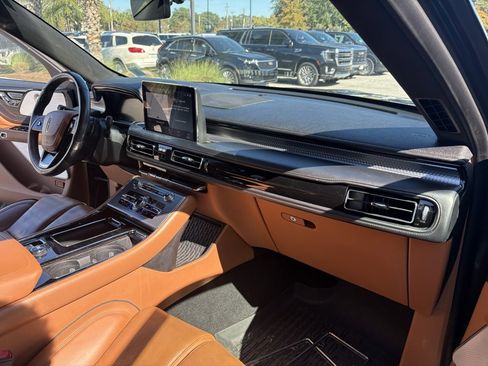 Used 2020 Lincoln Aviator Black Label w/ Dynamic Handling Package image 15