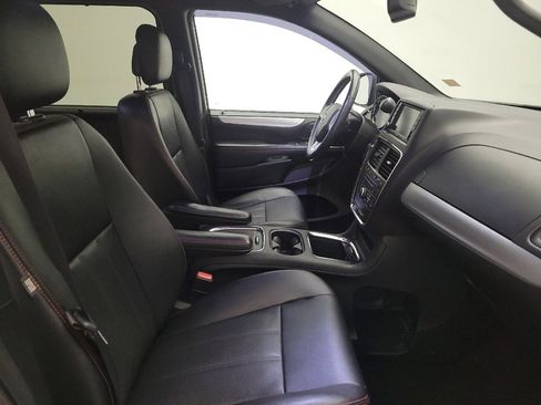 Used 2016 Dodge Grand Caravan R/T w/ Safety Sphere Group FWD image 21