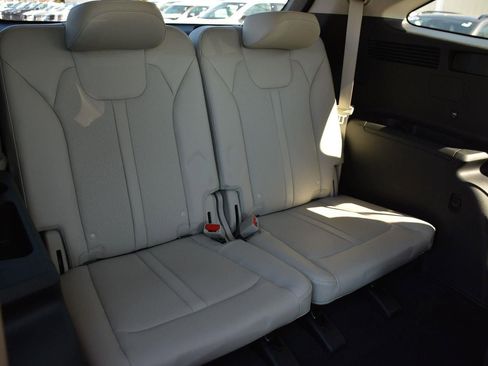 Used 2023 Kia Sorento SX AWD/4WD image 18