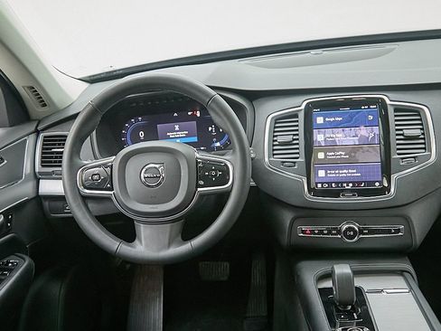 Used 2023 Volvo XC90 B5 Core w/ Climate Package image 26