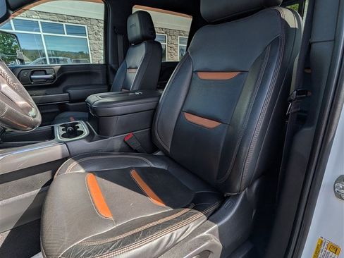 Used 2020 GMC Sierra 2500 AT4 w/ AT4 Premium Package AWD/4WD image 18