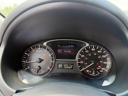 Used 2015 Nissan Altima 2.5 S w/ Special Edition Package FWD image 23