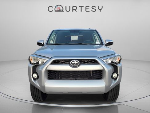 Certified 2019 Toyota 4Runner SR5 image 8
