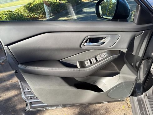 New 2026 Nissan Rogue SV image 17