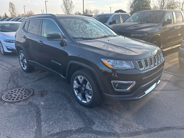 Used 2018 Jeep Compass Limited AWD/4WD image 5
