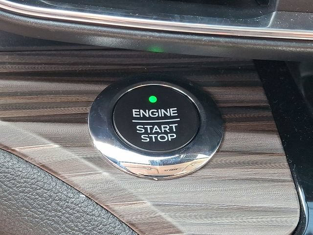 Used 2021 Ford Explorer Limited w/ Hybrid Equipment Group 310A AWD/4WD image 17