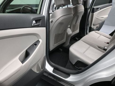 Used 2016 Hyundai Tucson Sport image 19