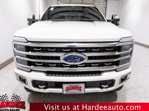 Used 2024 Ford F250 Platinum w/ Tremor Off-Road Package AWD/4WD image 7