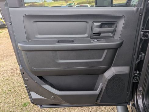 Used 2025 RAM 2500 Tradesman AWD/4WD image 25