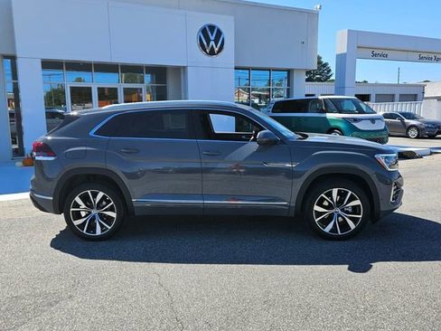 New 2026 Volkswagen Atlas Cross Sport SEL Premium R-Line image 16
