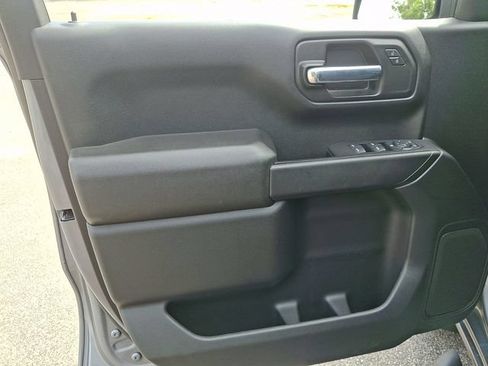 Used 2020 Chevrolet Silverado 1500 Custom Trail Boss w/ Custom Convenience Package AWD/4WD image 14