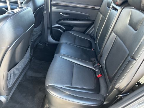 Used 2023 Hyundai Tucson Limited image 16