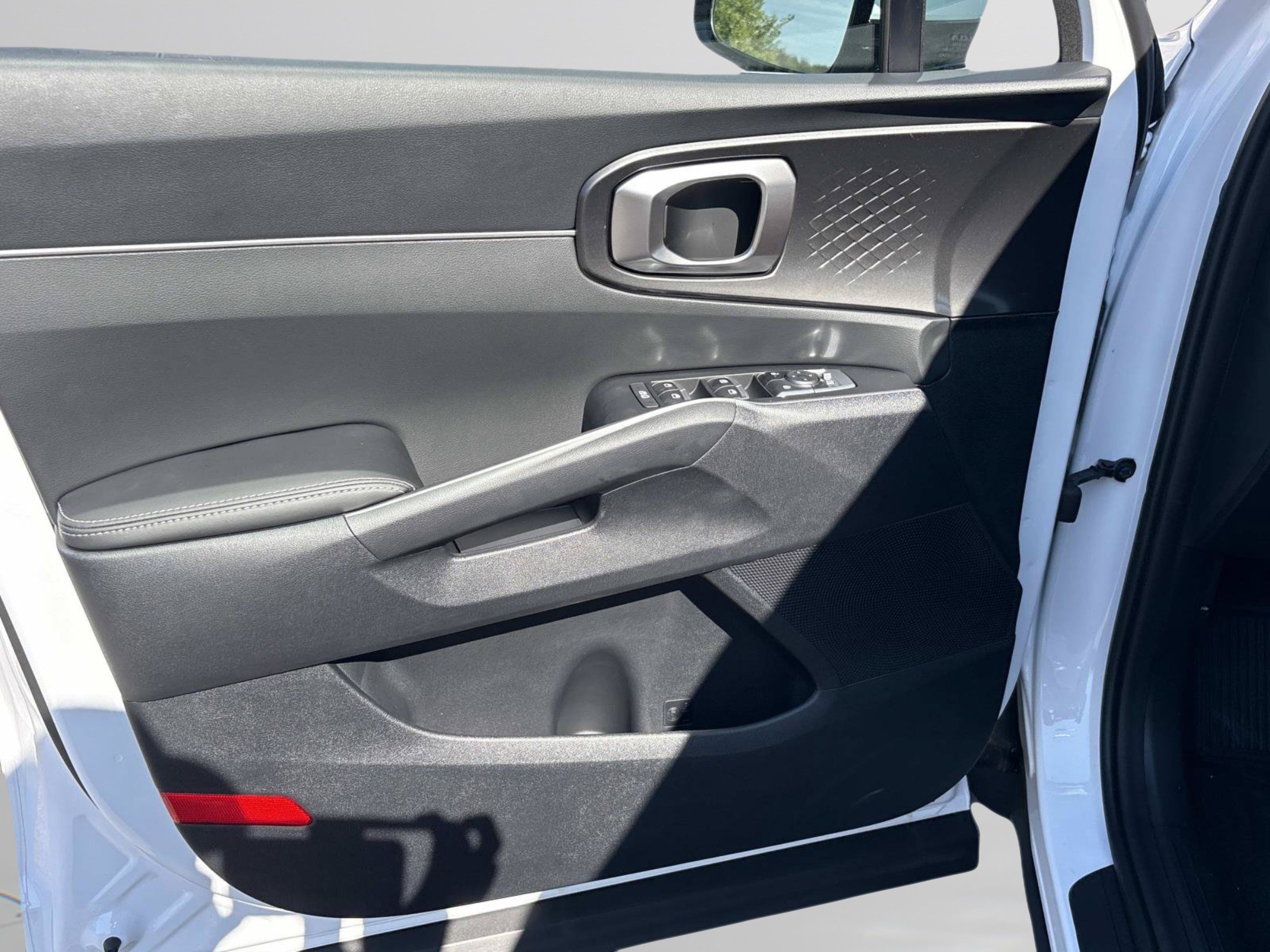 New 2026 Kia Sorento LX FWD image 19