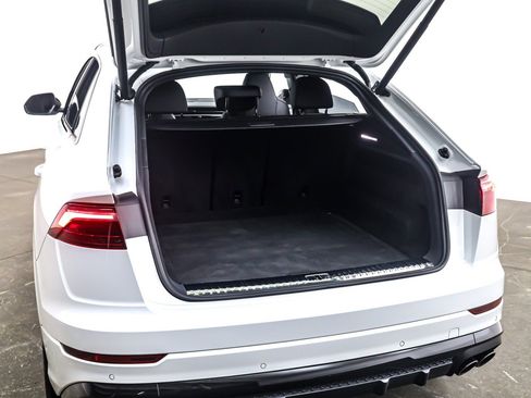 Used 2024 Audi SQ8 Premium Plus w/ Executive Package image 24
