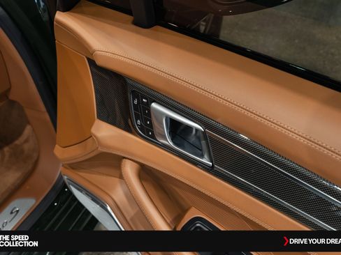Used 2022 Porsche Panamera Turbo S image 20