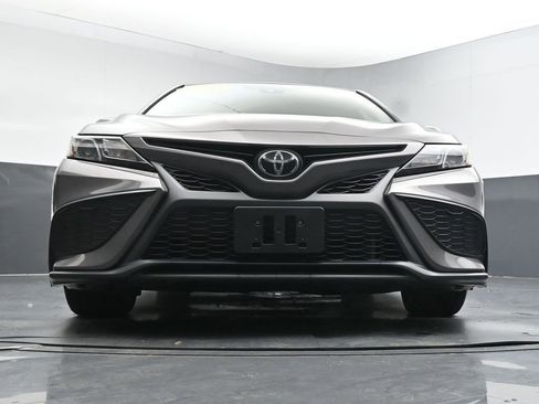 Used 2023 Toyota Camry SE image 30