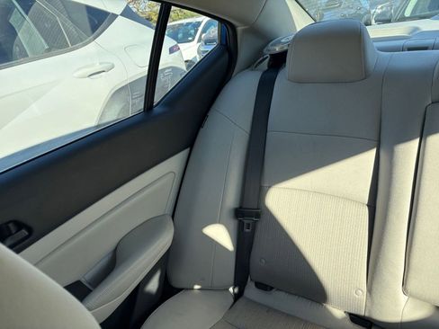 Used 2025 Nissan Altima 2.5 SV image 37