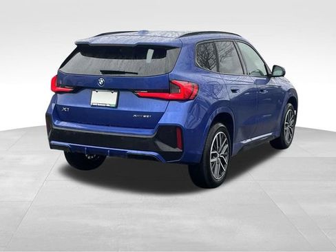 New 2026 BMW X1 xDrive28i w/ M Sport Package AWD/4WD image 4