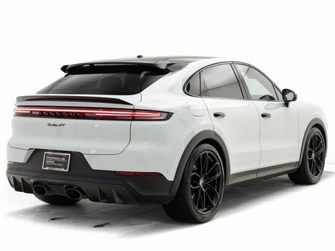 Used 2024 Porsche Cayenne Turbo GT image 34