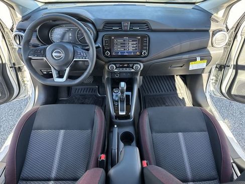 New 2025 Nissan Versa SR w/ Trunk Package image 9