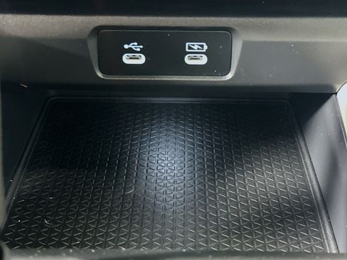 Used 2025 Honda Accord LX image 25