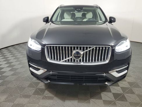 Certified 2023 Volvo XC90 B5 Plus w/ Protection Package Premier AWD/4WD image 2