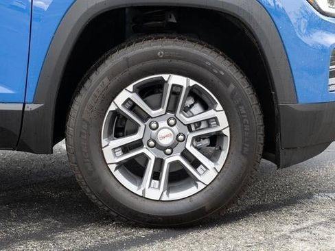 New 2025 GMC Terrain Elevation image 17