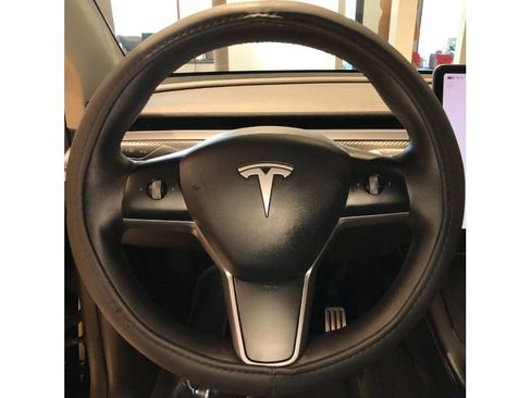 Used 2022 Tesla Model Y Performance image 21