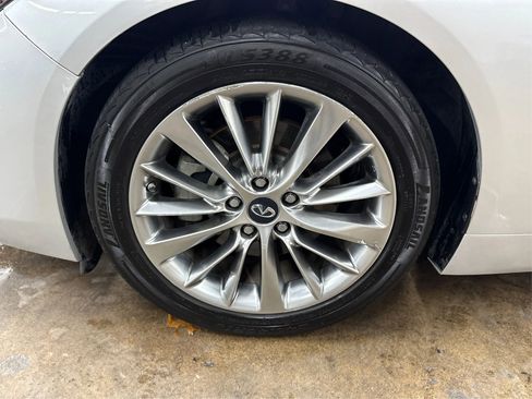 Used 2018 INFINITI Q50 Luxe image 18